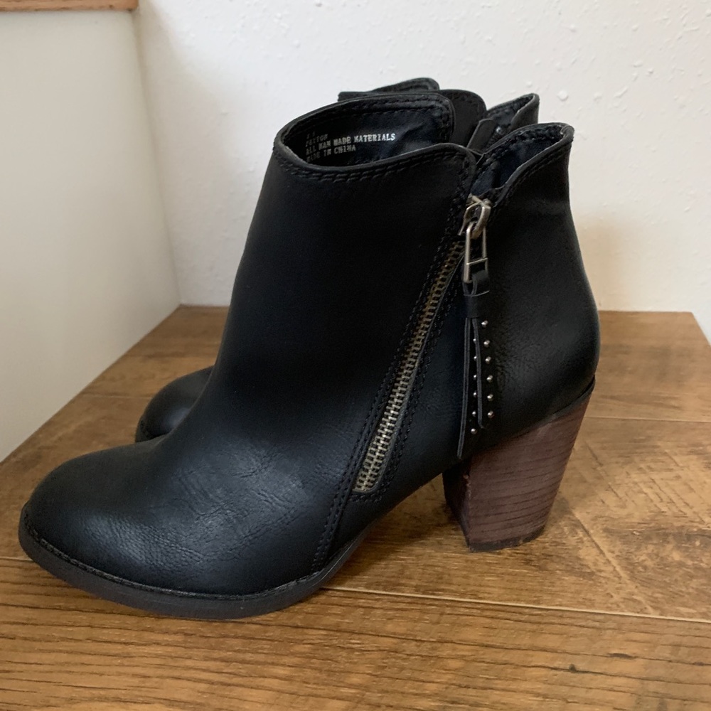 Black Madden Girl ankle boots